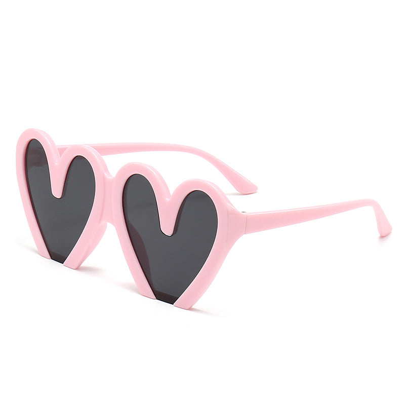Damen modische Sonnenbrille im einzigartigen Herzdesign Brehn