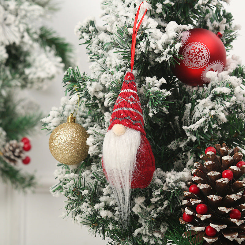 Niedliche Weihnachtsbaumdekoration im Gnom-Design Brehn