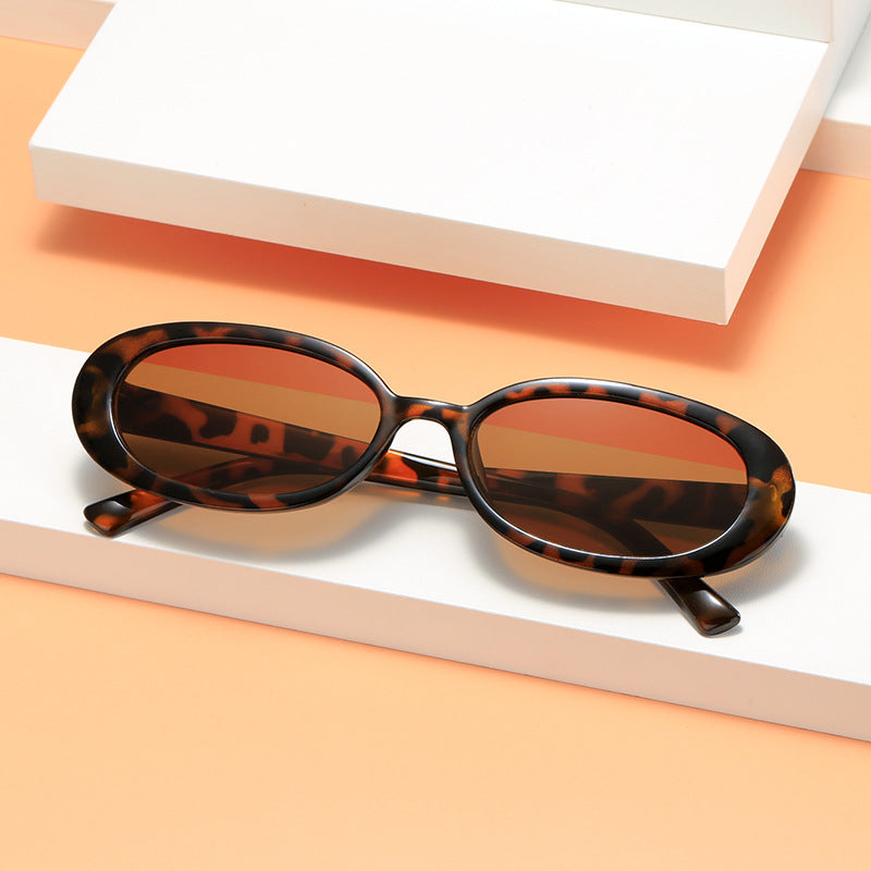 Damen Sonnenbrille im eleganten ovalen Design mit UV-Schutz Brehn