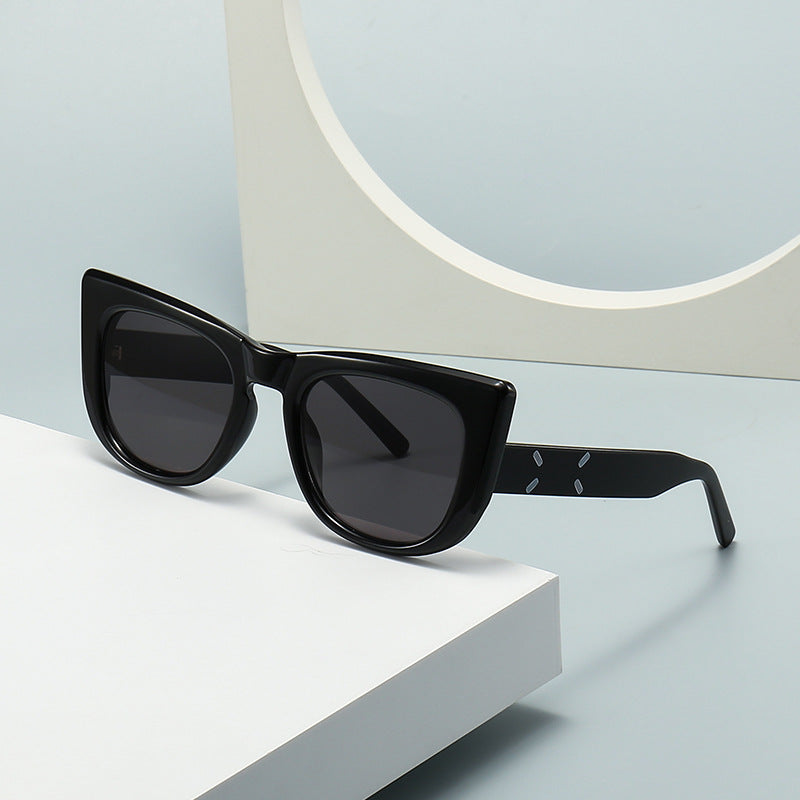 Damen moderne oversized Sonnenbrille im einzigartigen Design Brehn