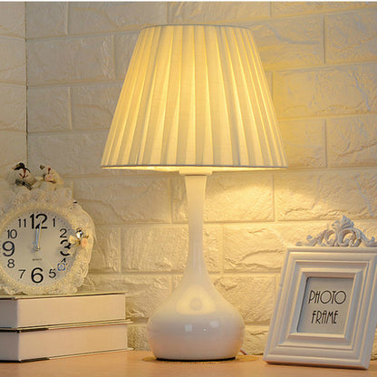 Stylische LED Tischlampe
