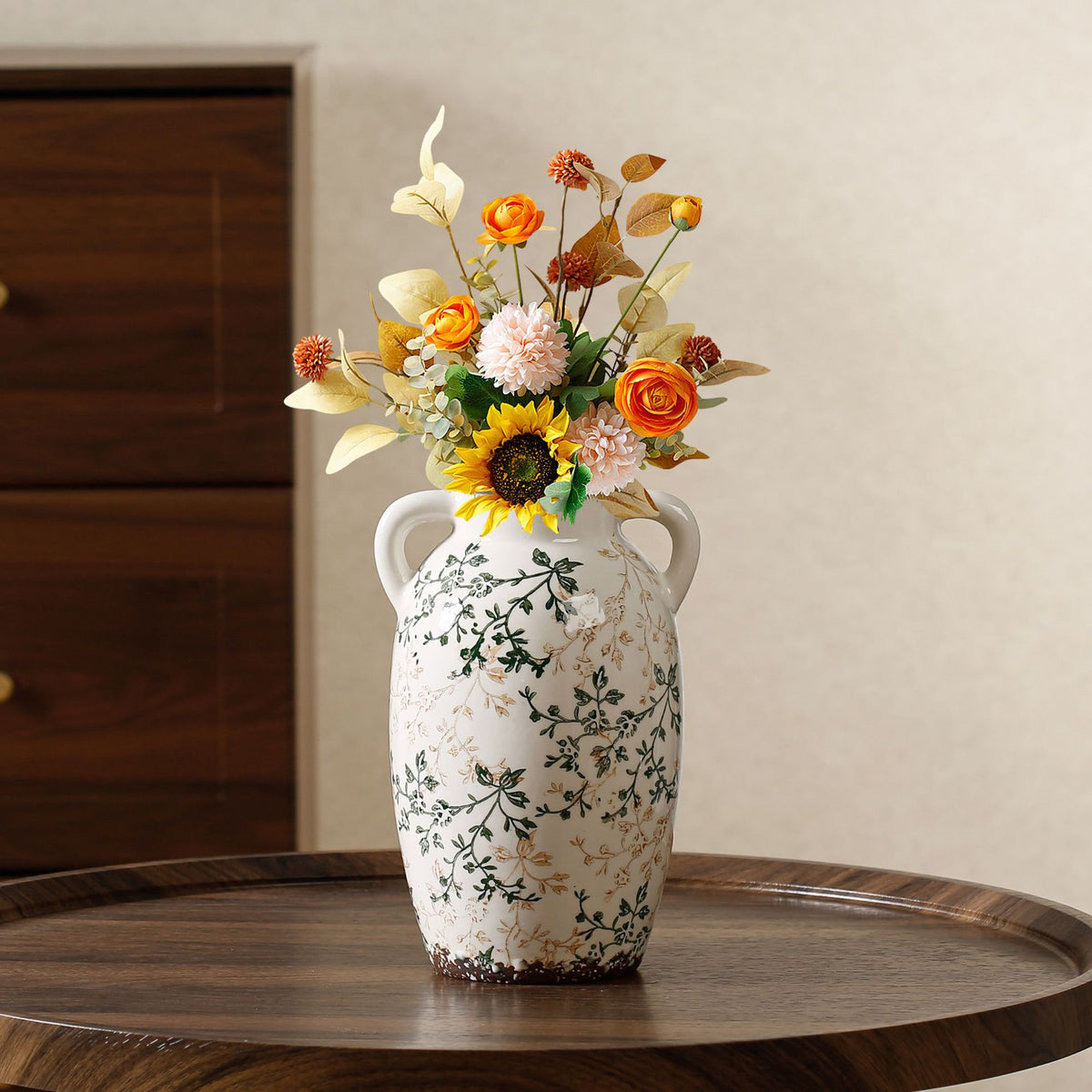 Elegante und kunstvoll verzierte Keramikvase Brehn