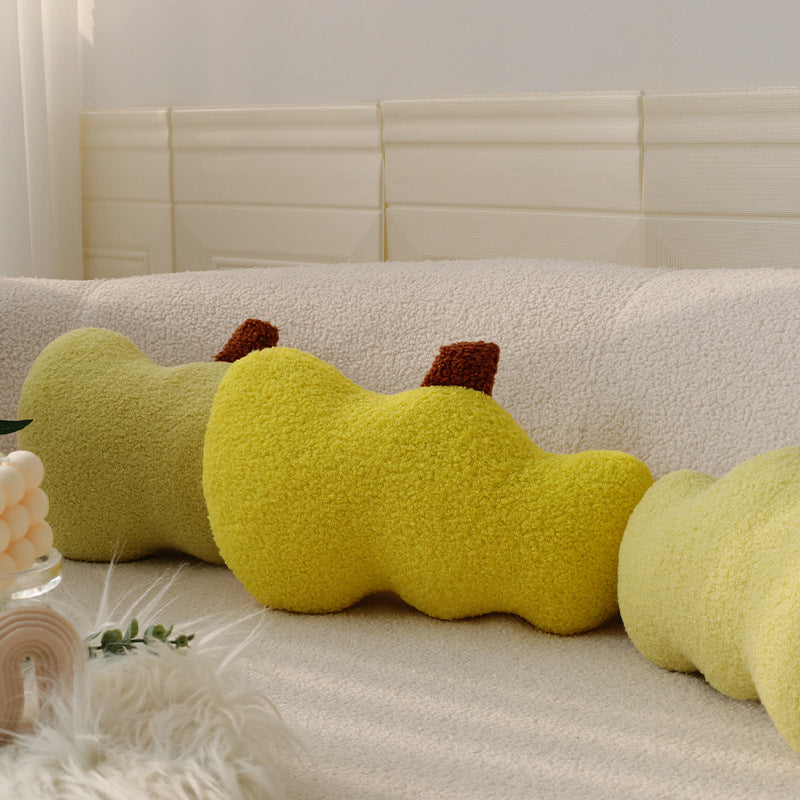 Nierenförmiges Dekokissen aus Bouclé‑Teddy mit weicher Polyesterfüllung Brehn