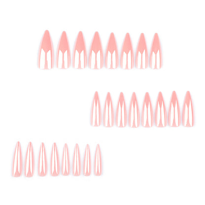 Kunstvolle Stiletto-Nägel mit Hochglanz-Finish Brehn