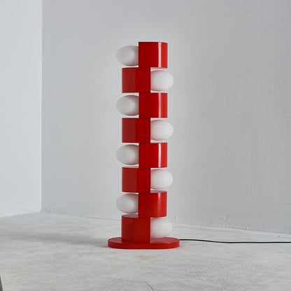Skulpturale Tower Stehlampe mit modernem Design