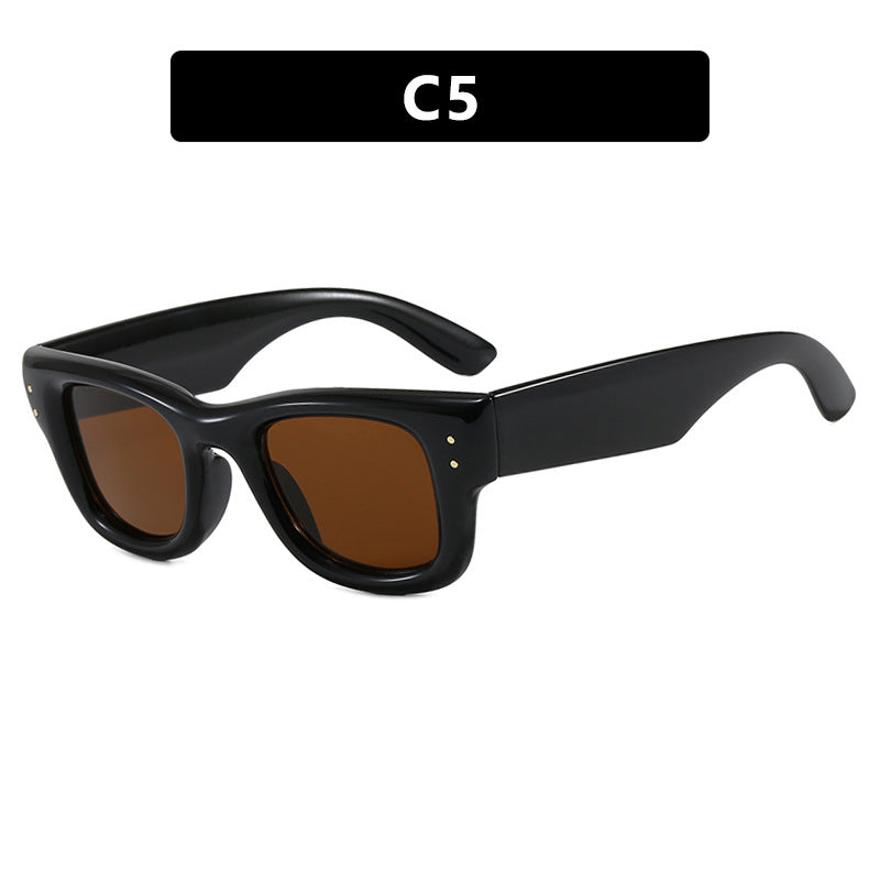 Damen modische Sonnenbrille mit breitem, elegantem Rahmen und schützendem UV-Filter Brehn