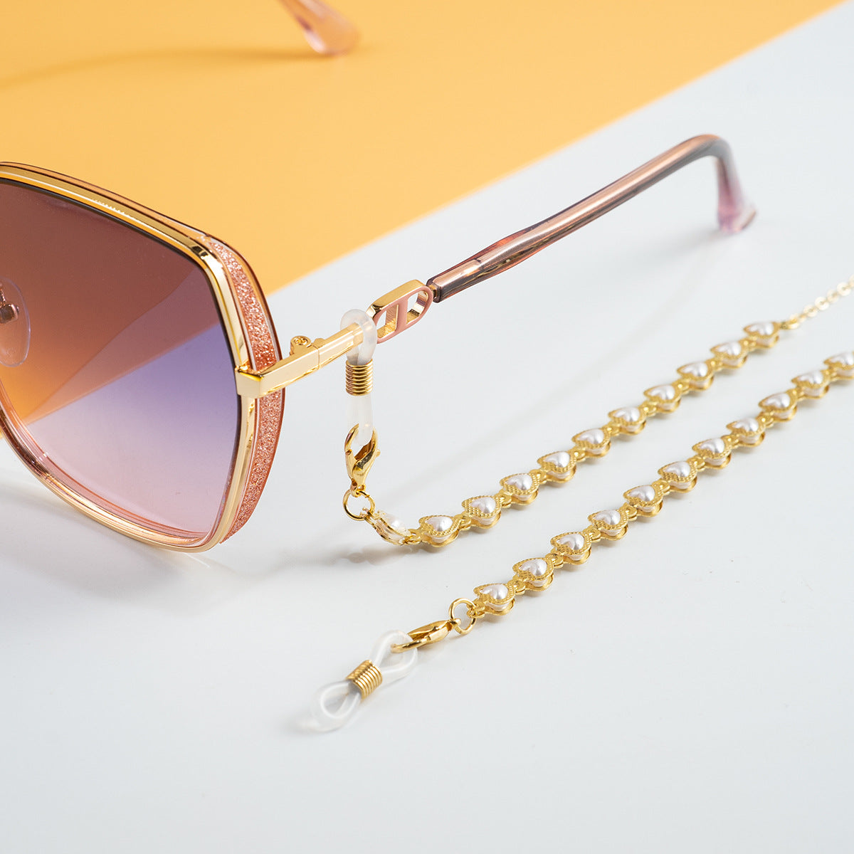 Elegante perlverknüpfte Brillenband Brehn