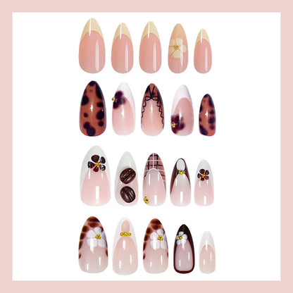 Kunstnagelset mit kreativen Blüten- und Tiermotiven Brehn