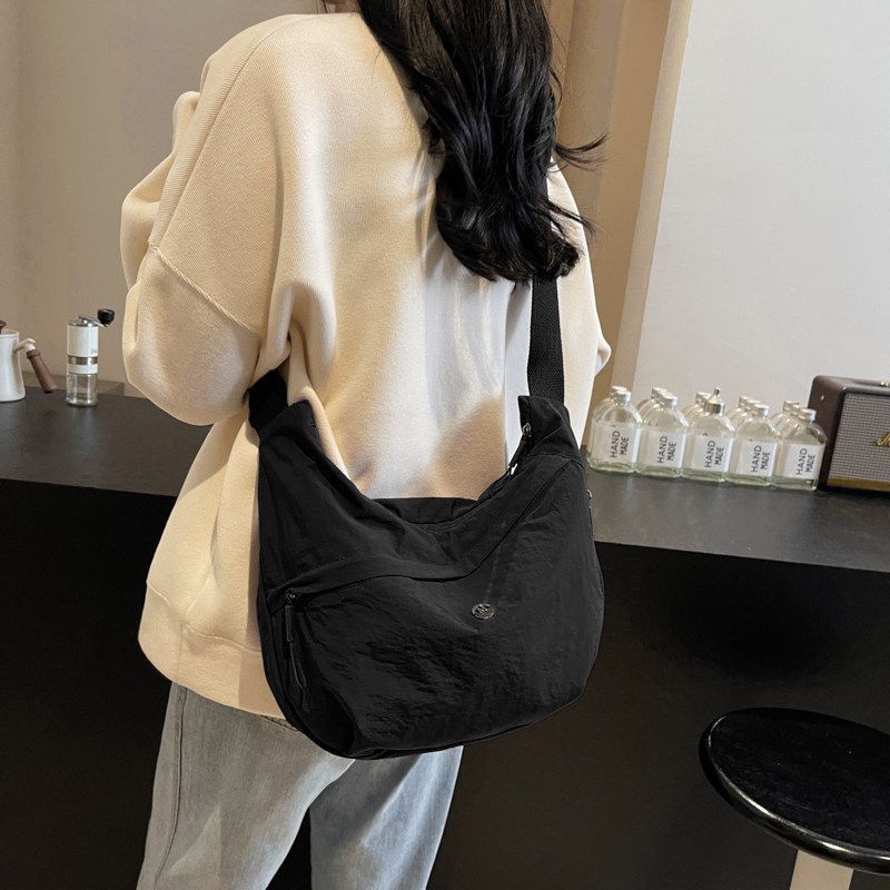 Funktionale Crossbody Schultertasche Brehn