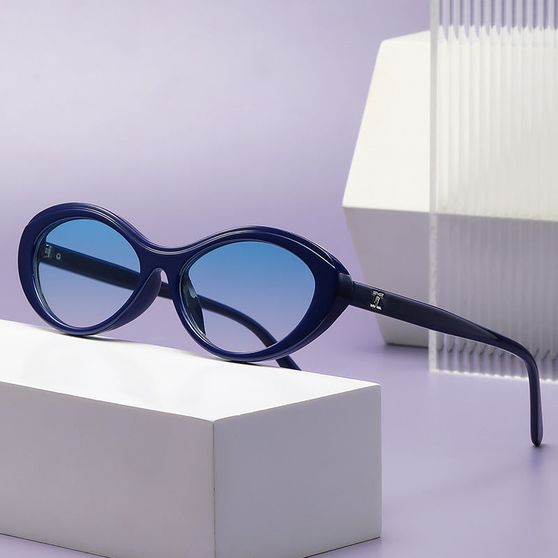 Damen stilvolle Sonnenbrille im ovalen Design Brehn