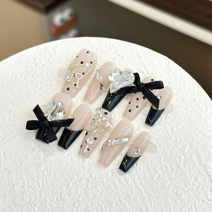 Statement Dekorative Druck-Nagelkunst