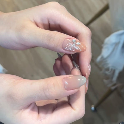 Elegantes Press-On-Nagelkunst-Set mit floralen und Edelstein-Akzenten Brehn