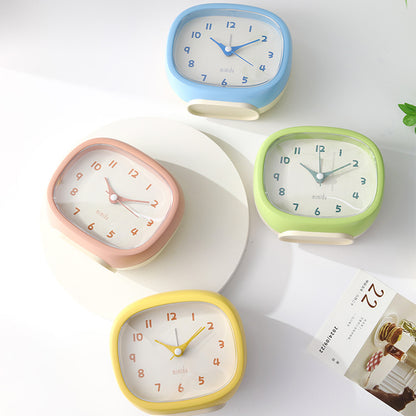 Tischuhr Im Modernen Retro-Design Brehn