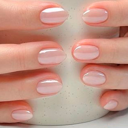 Nagelverlängerungen mit elegantem Gloss-Finish Brehn
