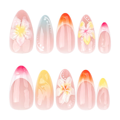 Kunstvolle Nageldesigns mit floralen Akzenten und sanften Farbverläufen Brehn