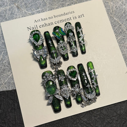 Dekoratives Press-On Nagelkunst Set