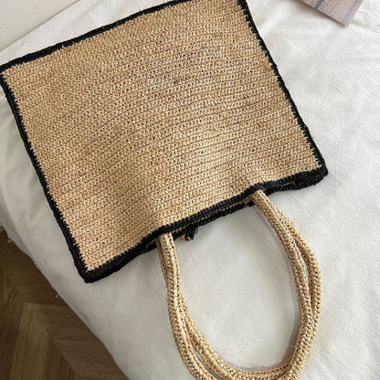 Handgefertigte Stricktasche mit Floralem Design Brehn