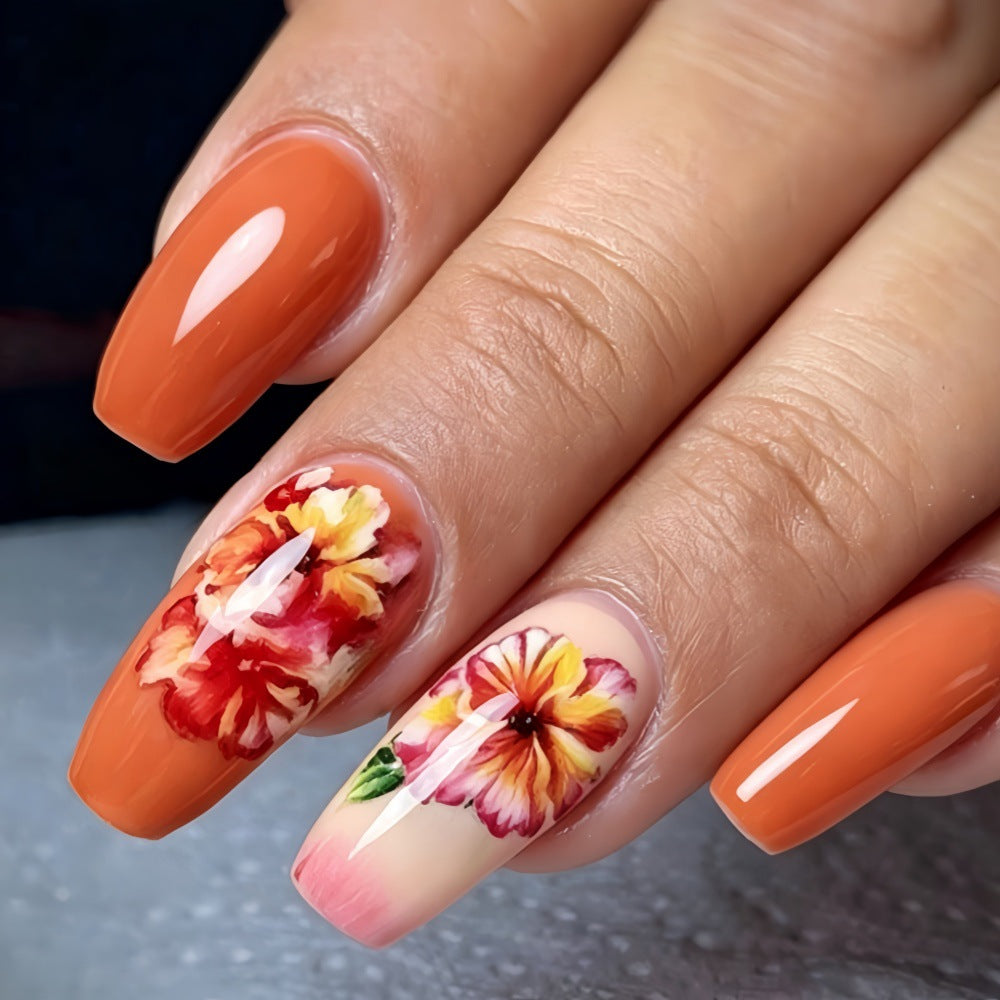 Kunstnägel mit Floralem Tropfen-Design Brehn