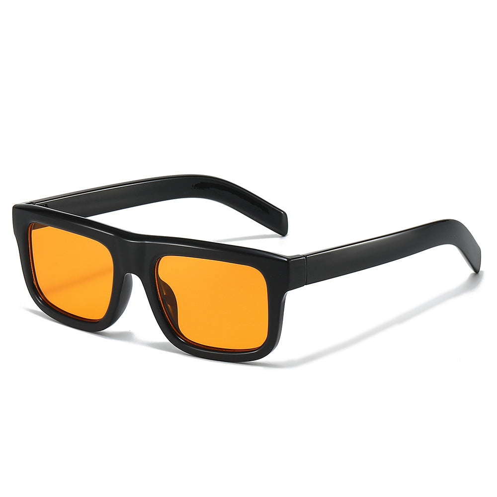 Zeitgenössische Sonnenbrille mit breitem Rahmen Brehn