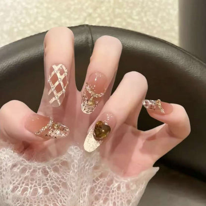 Luxuriöse dekorative Press-On Nagelerweiterungen Brehn