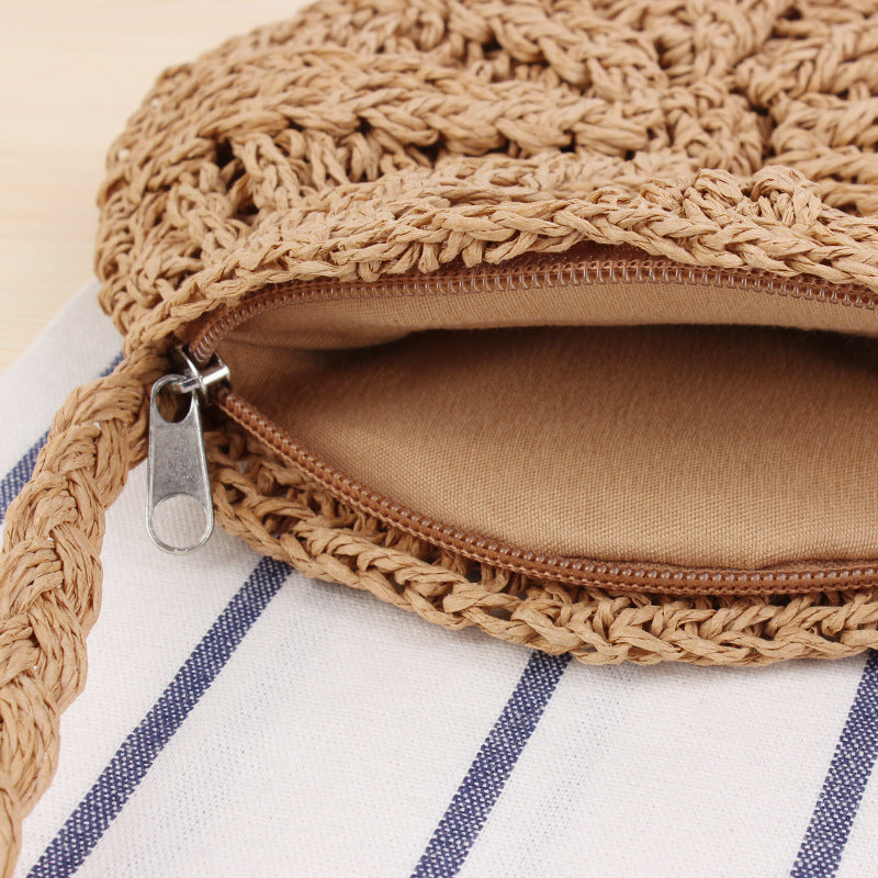 Handtasche Aus Handgeknüpftem Naturmaterial mit Fransigem Detail Brehn