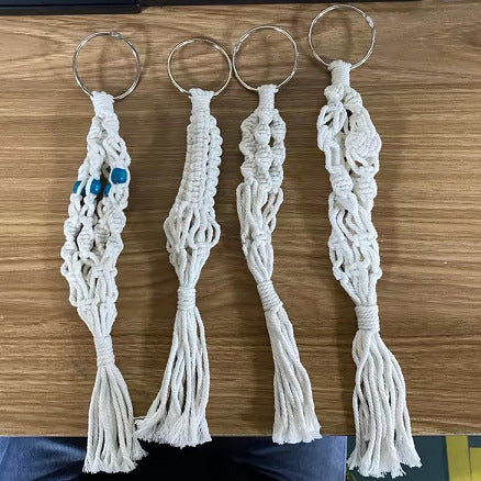 Schlüsselschmuck mit Makramee-Design Brehn