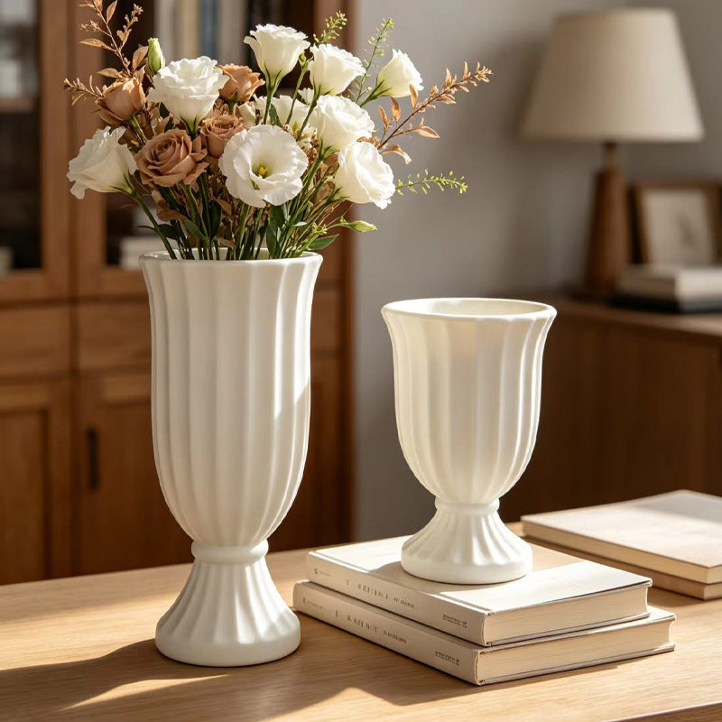 Majestätische gerippte dekorative Vase Brehn