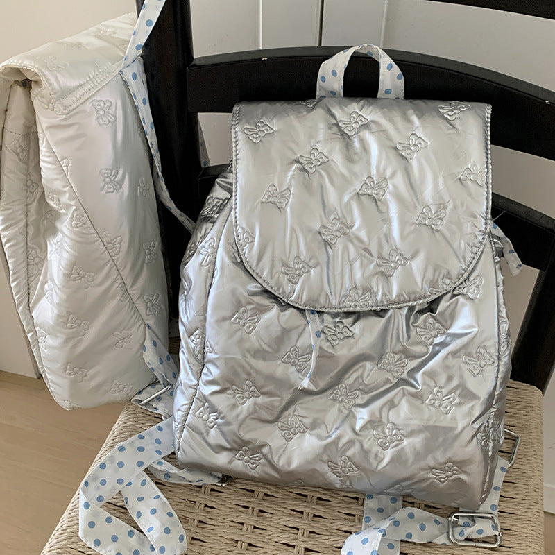 Rucksack mit Samtweichem Obermaterial und Eleganter Klappenverschluss Brehn