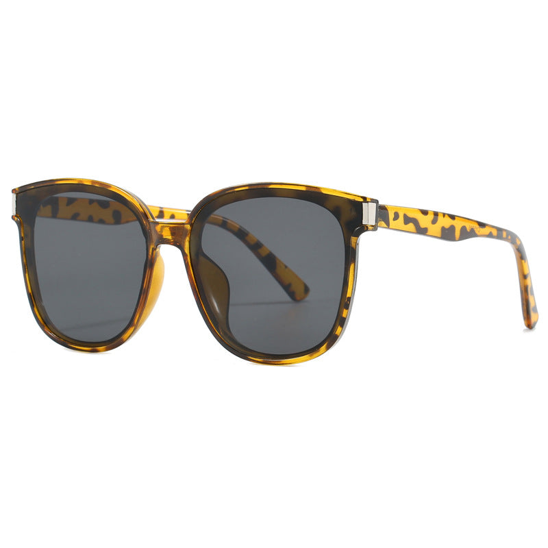 Damen stylische Sonnenbrille mit modischem Design Brehn