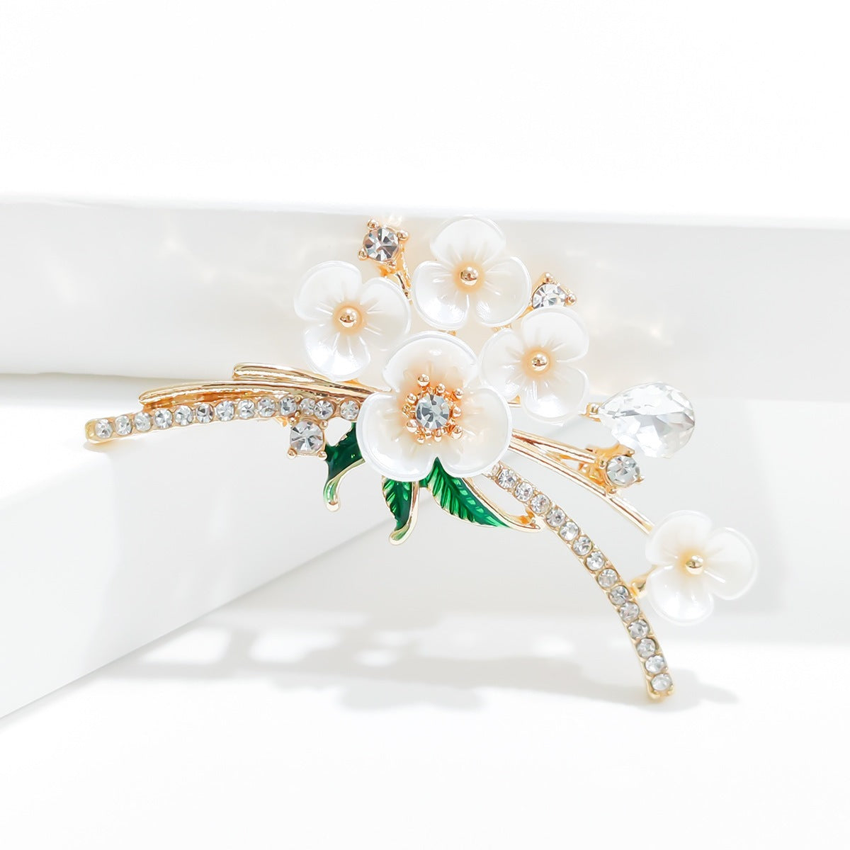 Exquisite Blumenbrosche Brehn