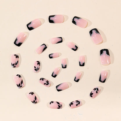 Elegante floral akzentuierte Nagelkunst Brehn