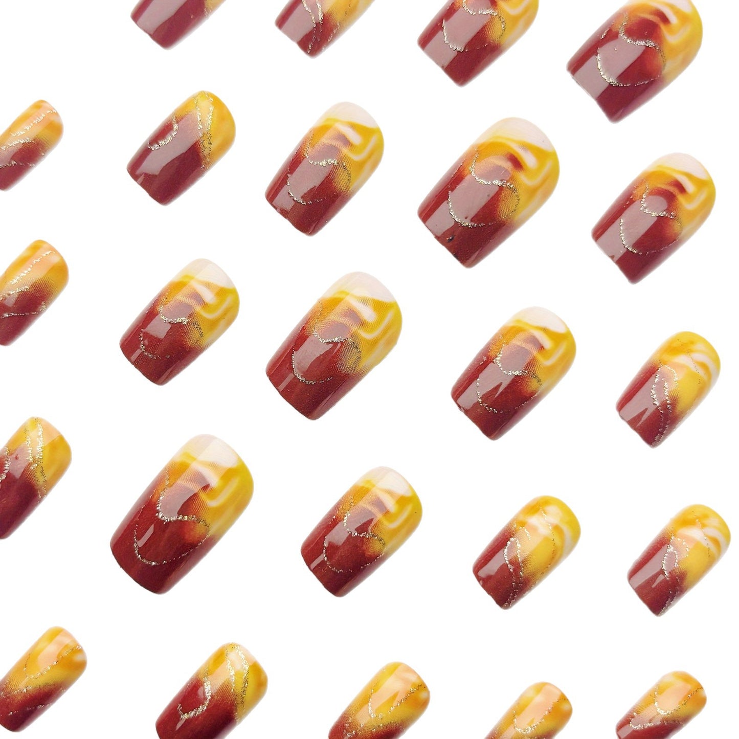 Kunstnagelset mit Marmoriertem Design und Goldakzenten Brehn