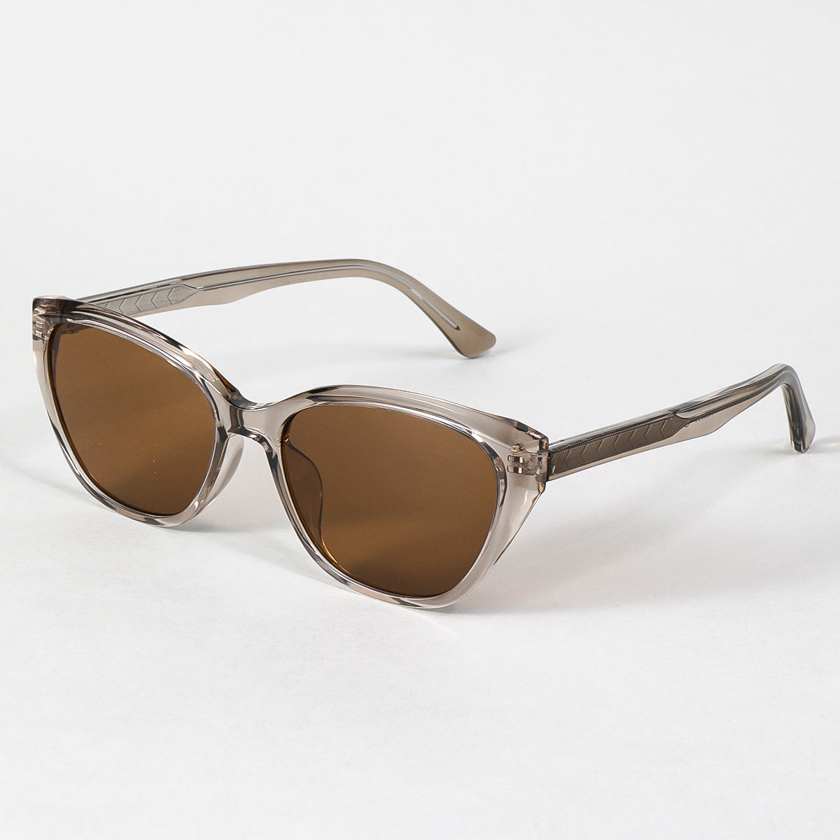 Damen moderne Sonnenbrille mit klassischem Schwung Brehn