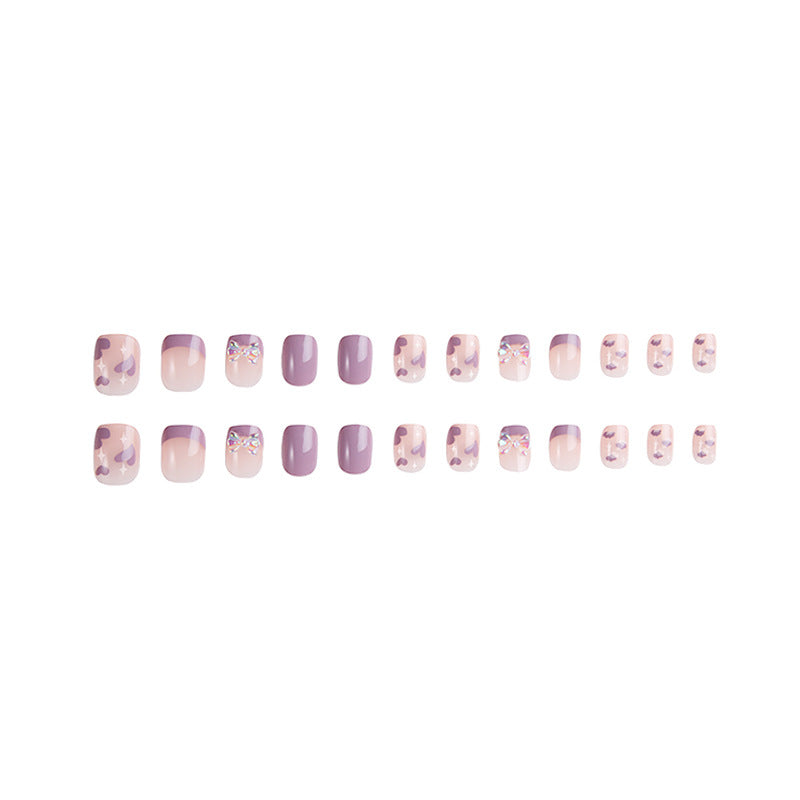 Stylisches dekoratives Press-On-NagelSet
