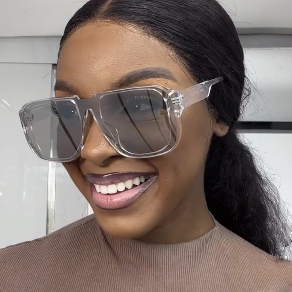 Damen trendy quadratische Sonnenbrille mit transparentem, grünem Rahmen und schützendem UV-Filter Brehn