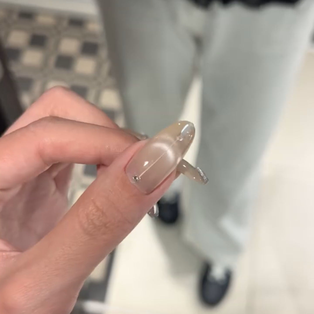 Kunstnagelset mit Elegantem French Style Brehn