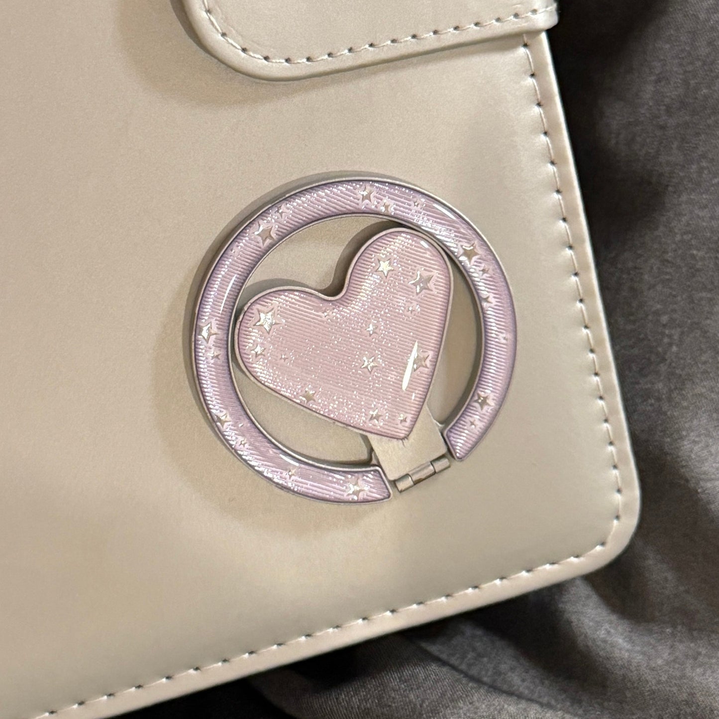 Stilvolle Kosmetiktasche mit Herz-Motiv Brehn