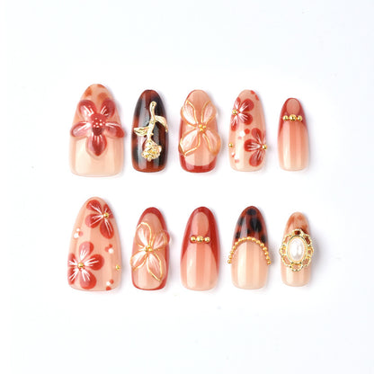 Künstlerische florale veredelte Press-On-Nagelkunst Brehn