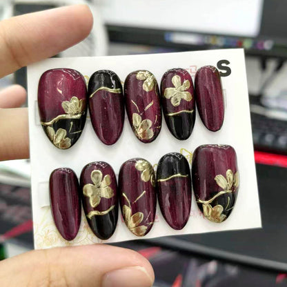 Blumen- und glänzendes Press-On-Nagelkunst-Set Brehn