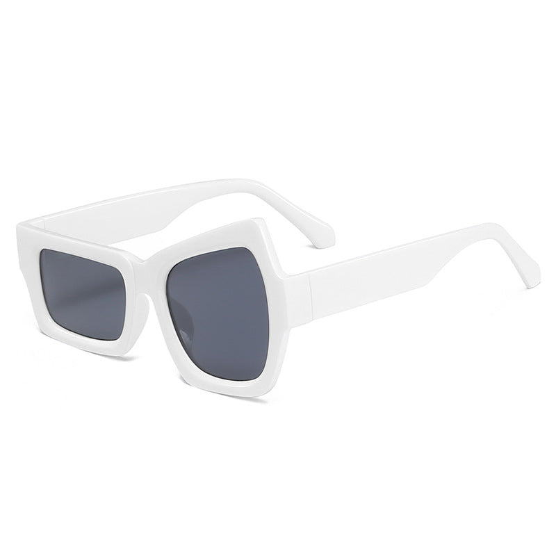Damen quadratische Sonnenbrille mit modernem, minimalistischem Design Brehn