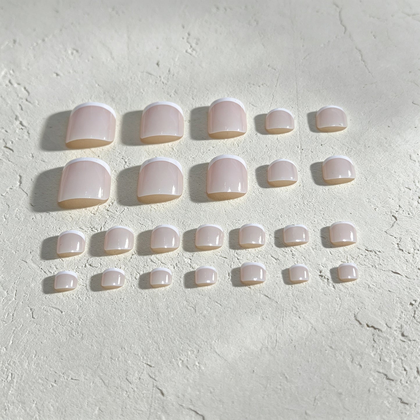 Elegantes Französisches Spitzen-Pedicure-Set Brehn