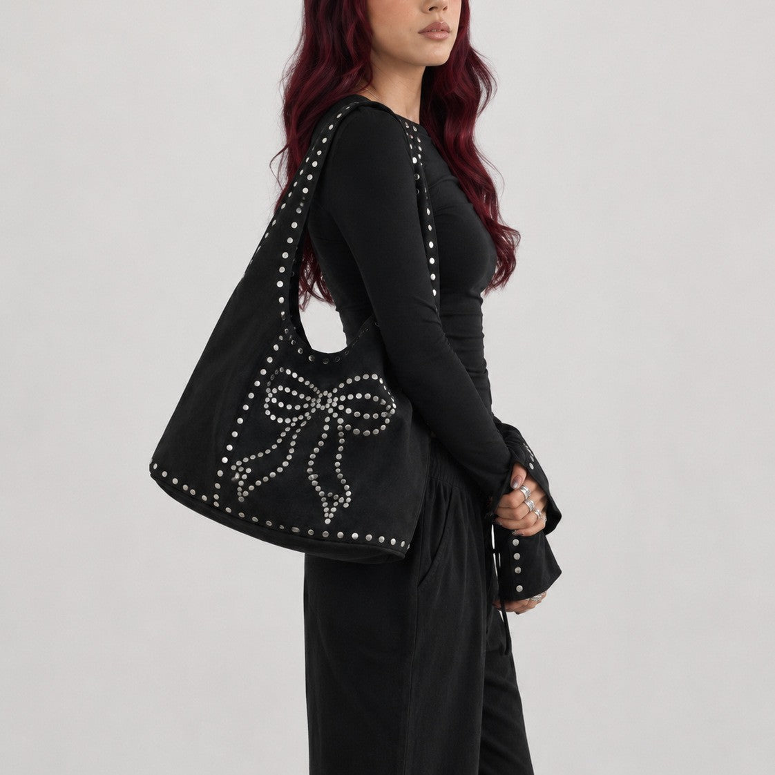 Dekorative Nieten Wildleder Hobo Tasche
