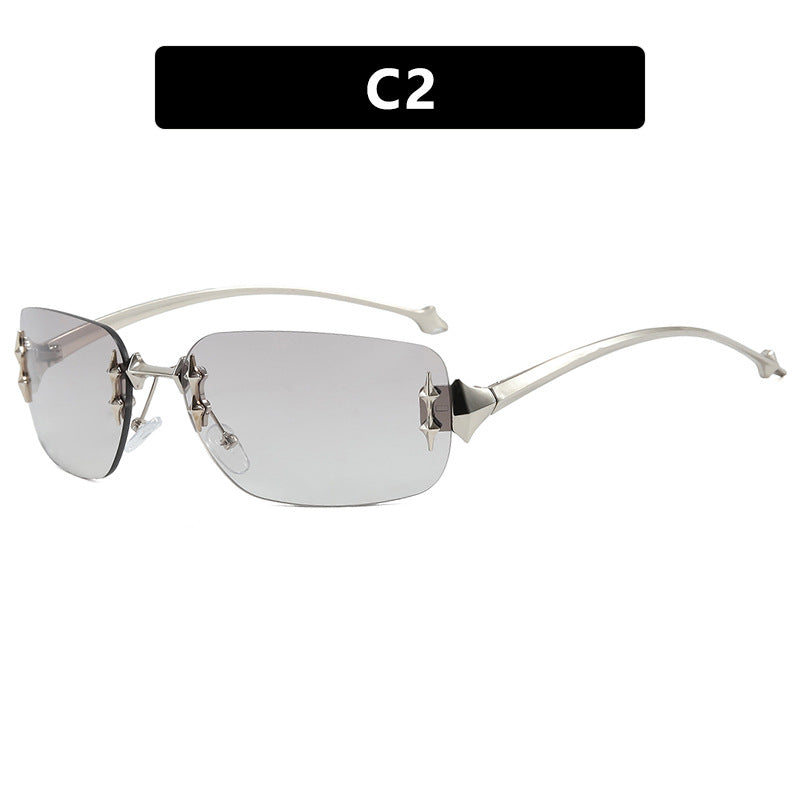 Damen Designer-Sonnenbrille mit aufwändigen Verzierungen Brehn