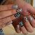 Künstlerisches Press-On Nail Design Brehn