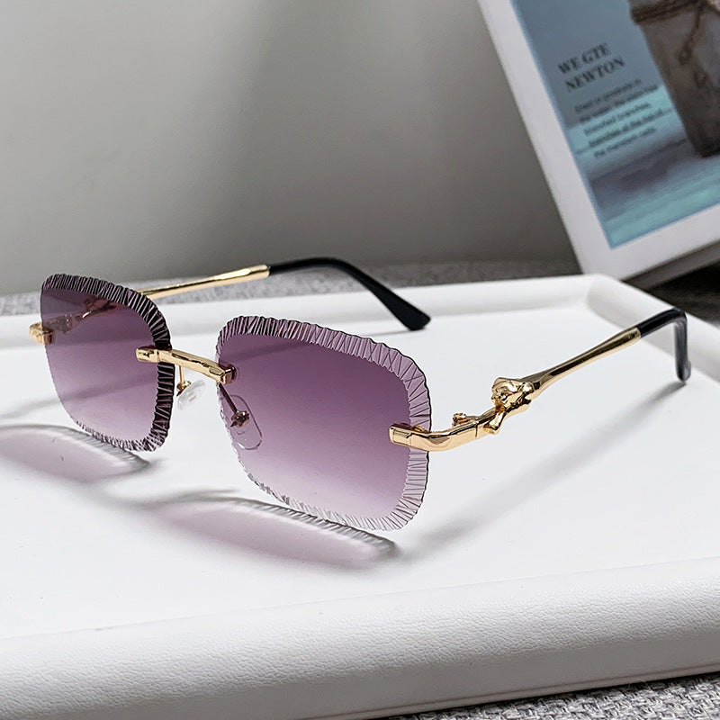 Damen modische Sonnenbrille mit strukturiertem Rahmen und dezenten Farbverlauf Brehn