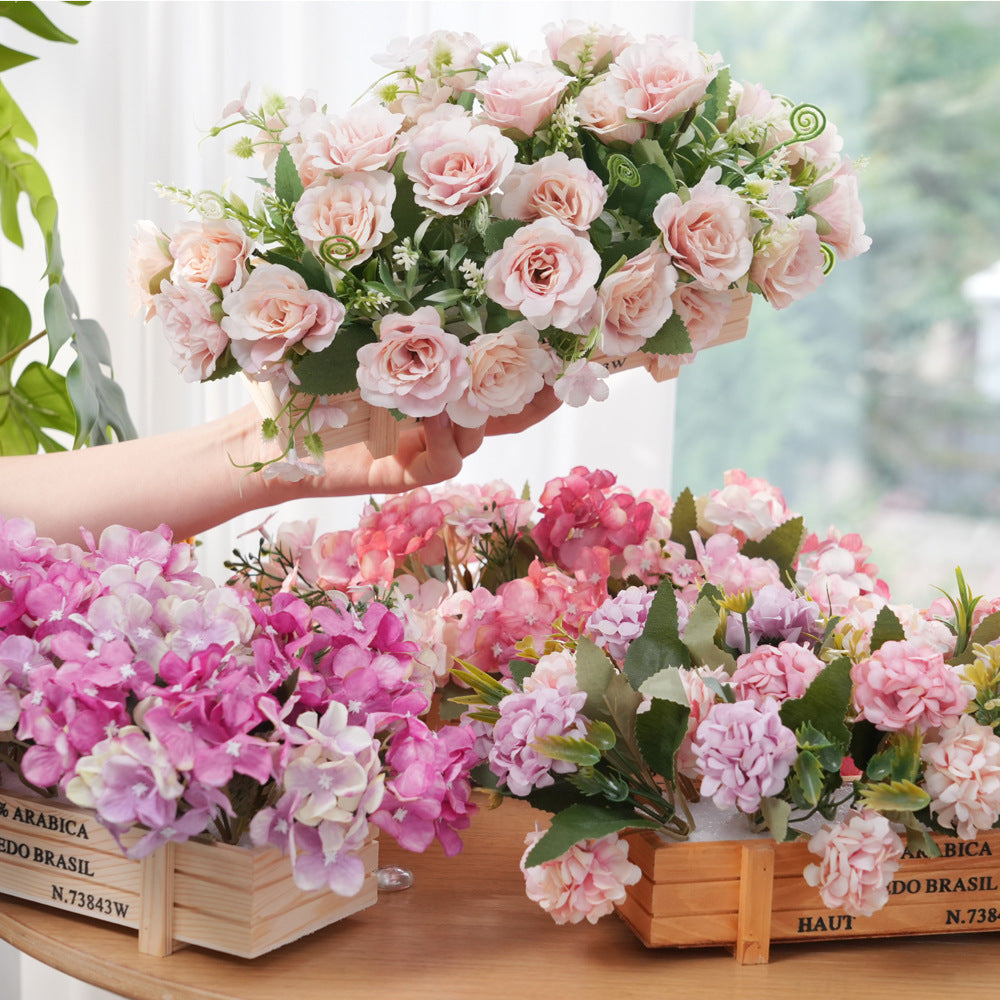 Dekoratives Künstliches Blumenarrangement