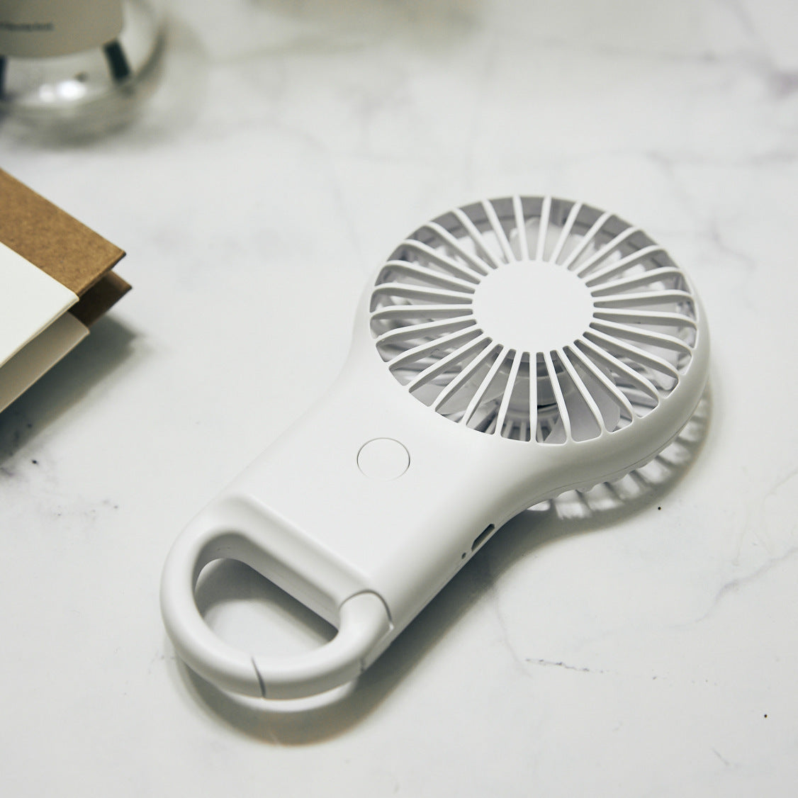 Frauen tragbarer Mini Ventilator Brehn