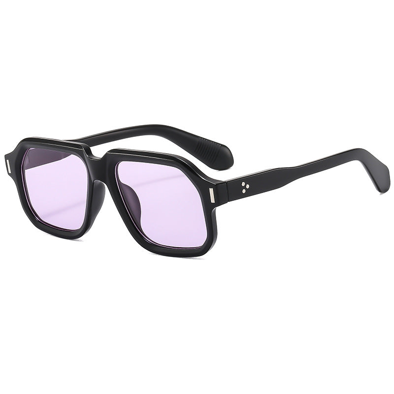 Damen Elegante und stylische Sonnenbrille im modernen Design Brehn