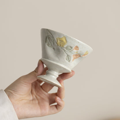 Dekorativer handgefertigter floraler Keramik-Dessertbecher