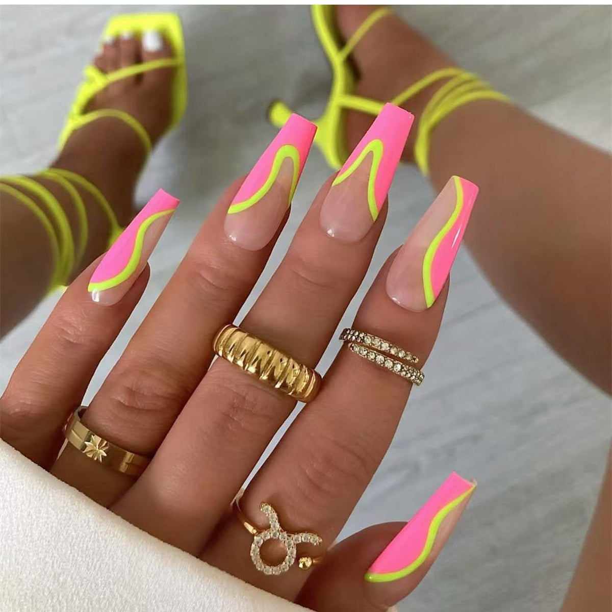 Künstlerische Gradient Press-On Nagelspitzen